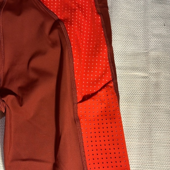 Athleta Ultimate Stash Pocket Colorblock Activewear 7/8 Tight Size Small - Picture 3 of 10